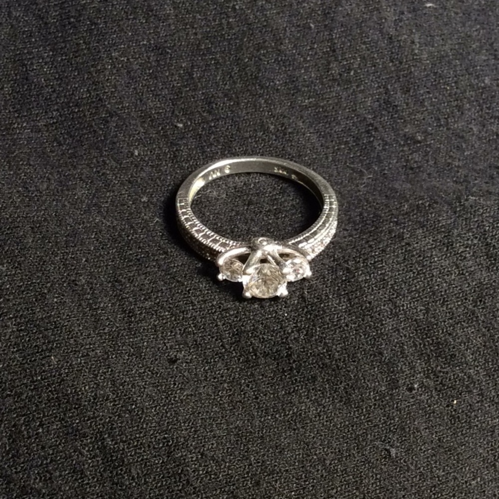 Silver Wedding / engagement Ring!